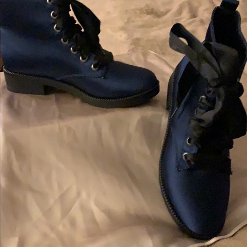 Ankle boots